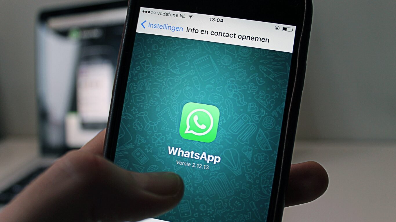 WhatsApp’s Latest Update Makes Sharing Status Updates Easier