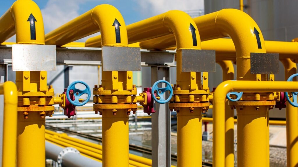 Pakistan’s Gas Production Drops by 8.4%